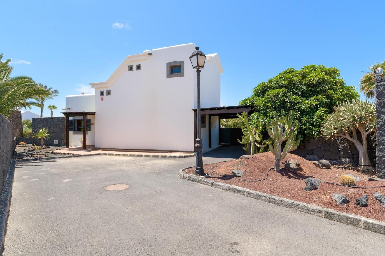 Hipoclub Villas, "Rosa" Villa Playa Blanca  Kültér fotó